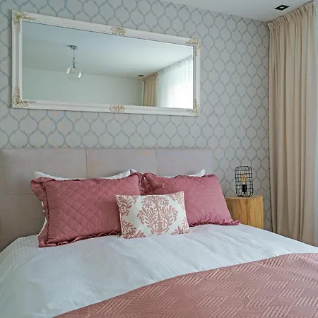 Apartment Novi Mragowo