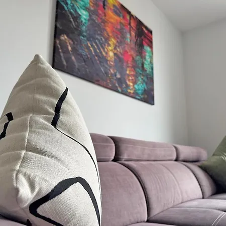 Novi Apartment